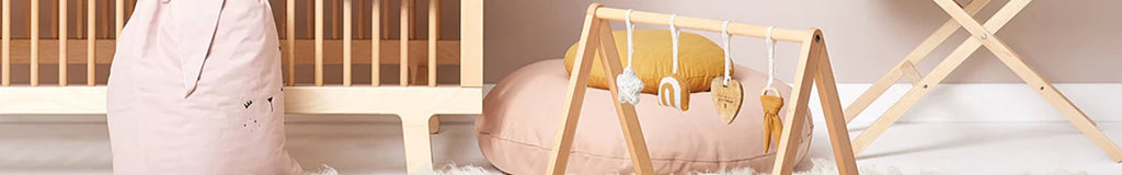 The Little Green Sheep